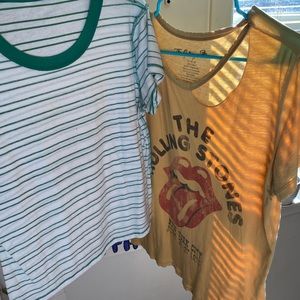 2 short sleeve t shirts.